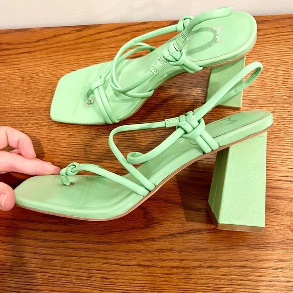 Marc Fisher LTD Giada Women's Green Leather Block Heeled Sandals Size 8M - Picture 7 of 13